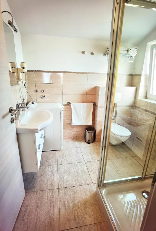 Guesthouse Olei Malinska Exteriér fotografie