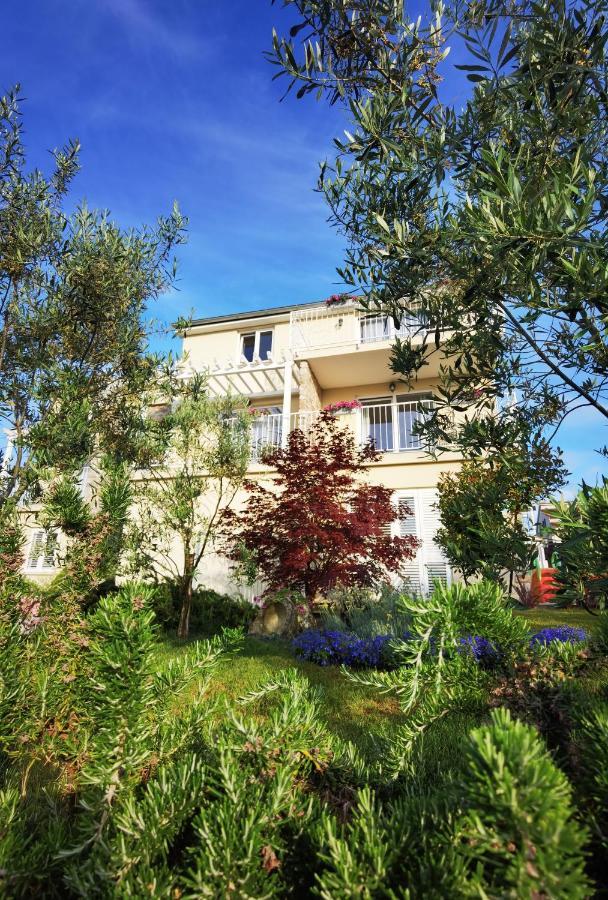 Guesthouse Olei Malinska Exteriér fotografie